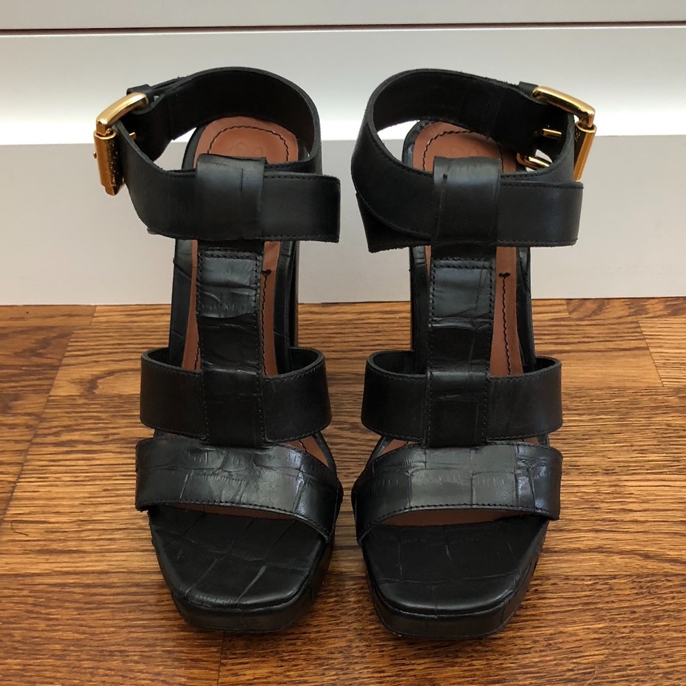Elizabeth & James black leather high-heel …